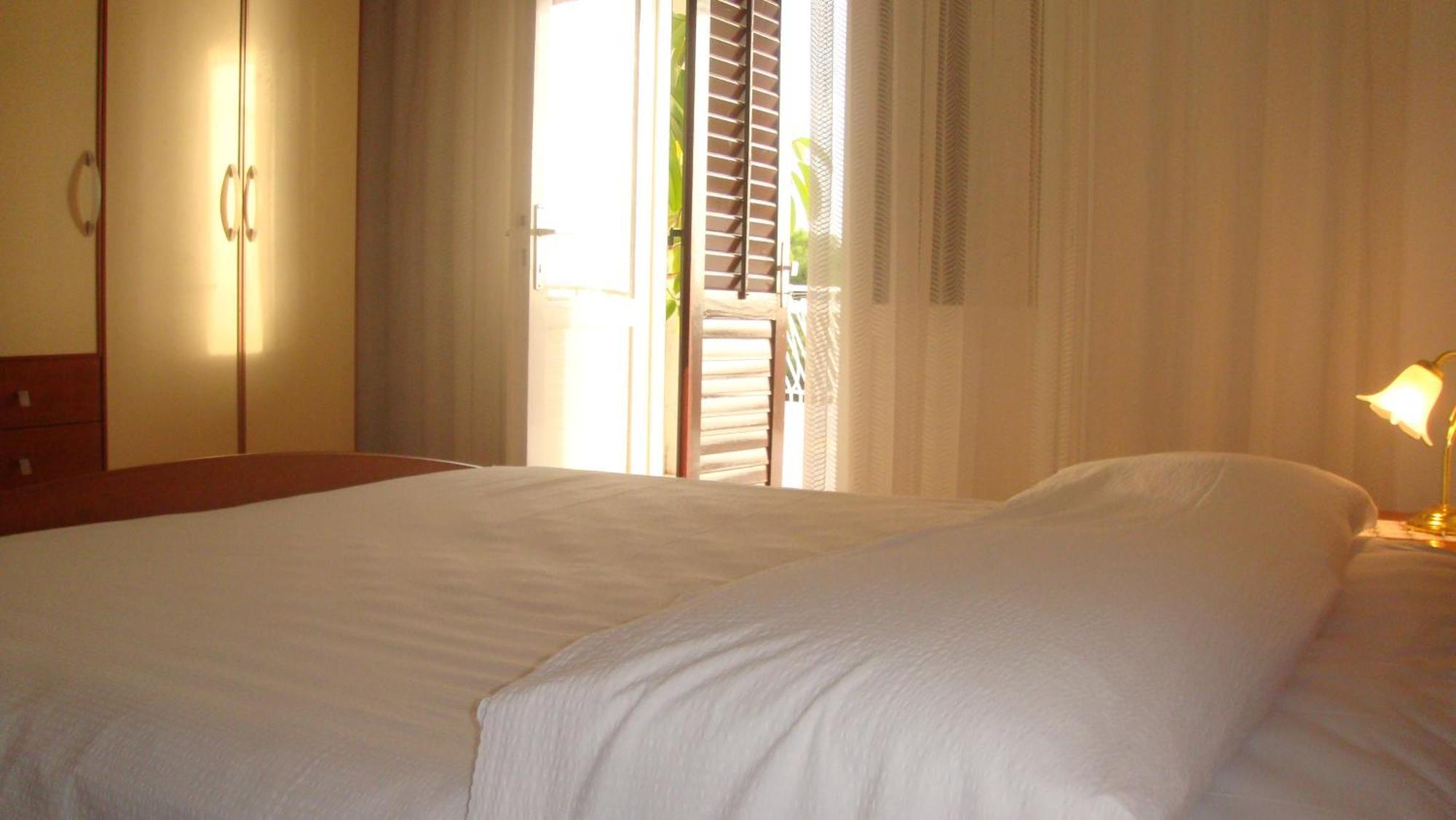 Apartments Topo Đảo Hvar Ngoại thất bức ảnh