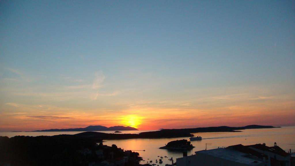 Apartments Topo Đảo Hvar Ngoại thất bức ảnh